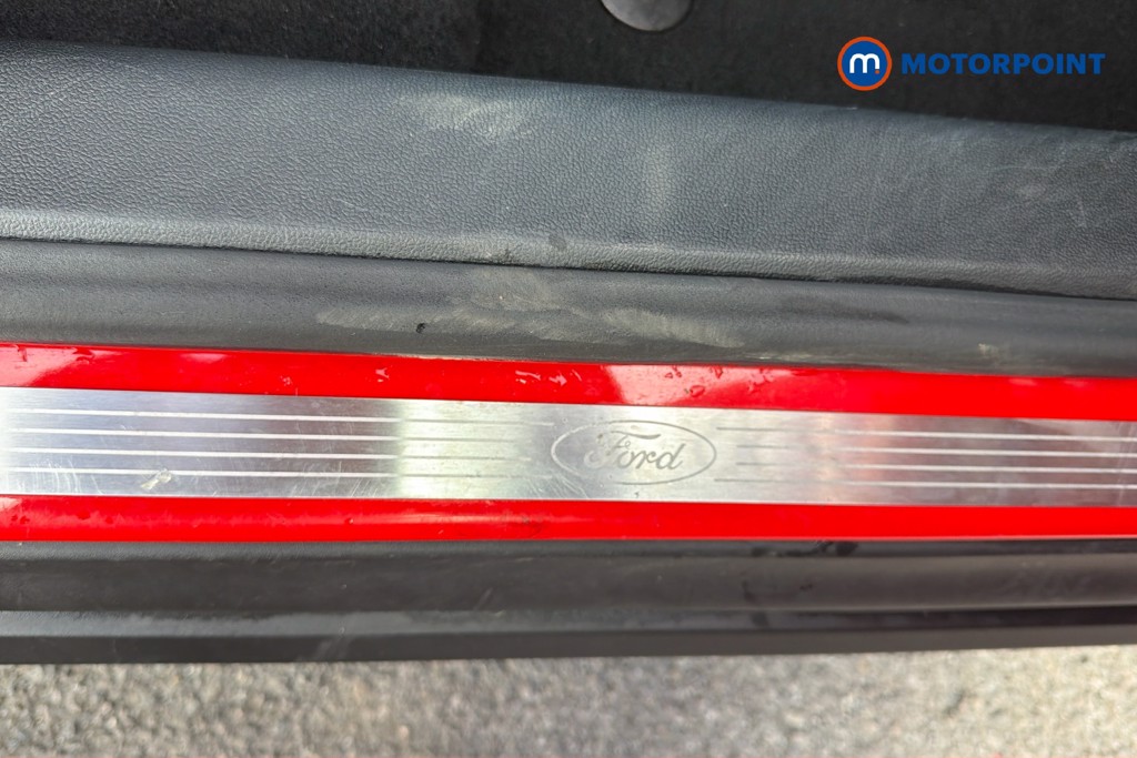 Ford Focus Titanium X Manual Petrol Hatchback - Stock Number (1673901) - 4th supplementary image