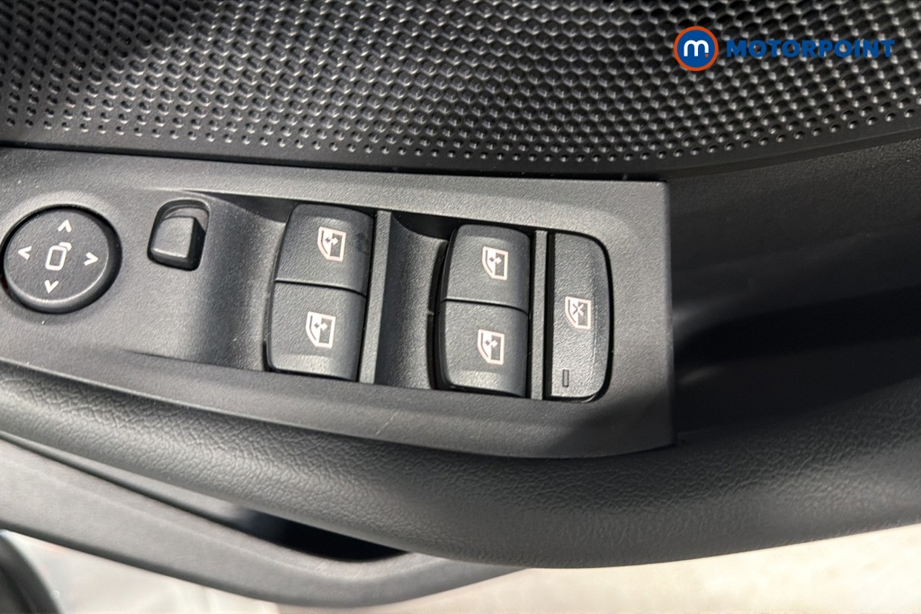 BMW 1 Series Sport Automatic Petrol Hatchback - Stock Number (1674574) - 19th supplementary image