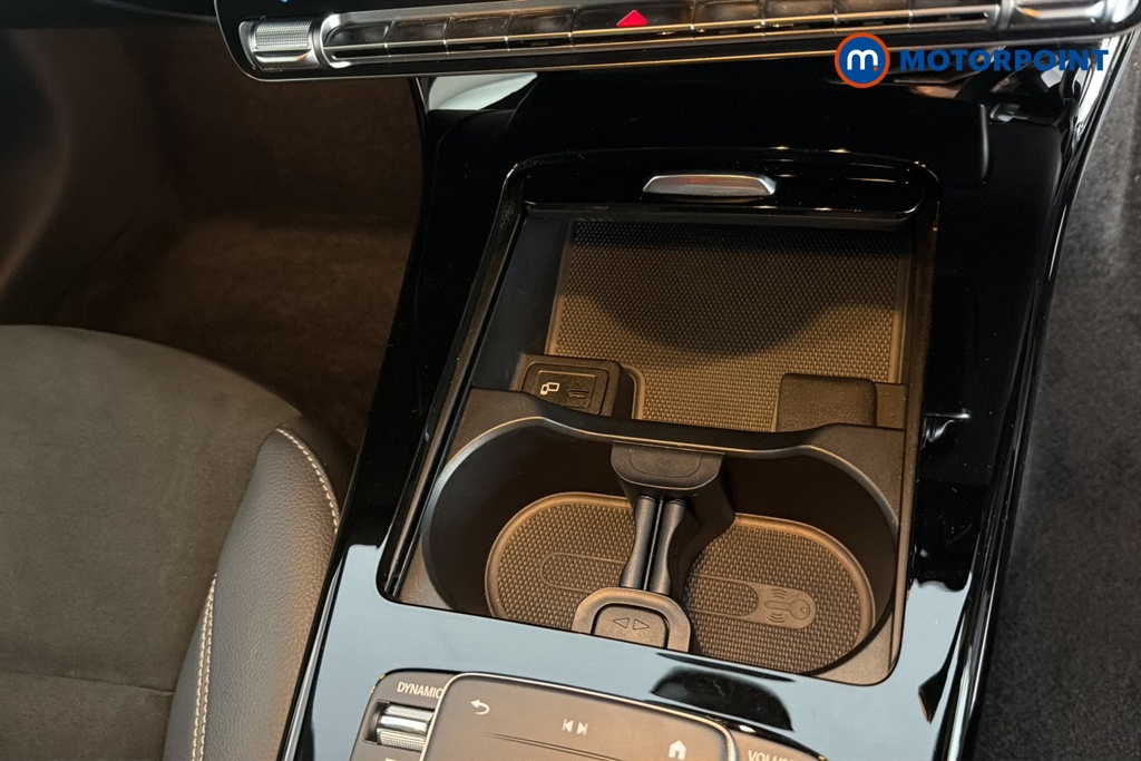 Mercedes-Benz A Class Amg Line Premium Edition Automatic Petrol Hatchback - Stock Number (1674608) - 16th supplementary image