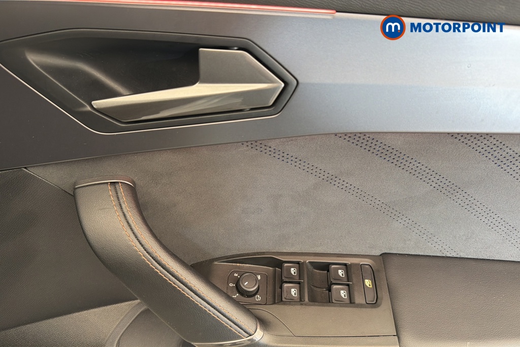 Cupra Leon V2 Automatic Petrol Hatchback - Stock Number (1674633) - 19th supplementary image