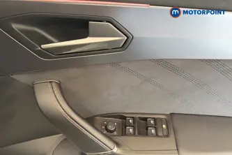 Cupra Leon V2 Automatic Petrol Hatchback - Stock Number (1674633) - 19th supplementary image