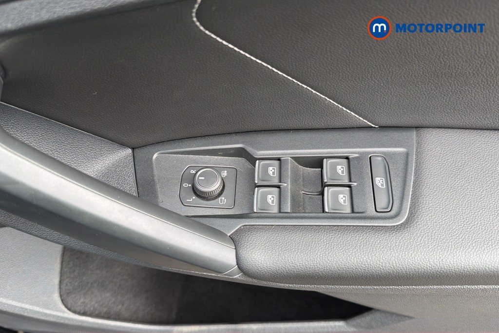 Volkswagen Tiguan R-Line Edition Automatic Petrol SUV - Stock Number (1674709) - 4th supplementary image