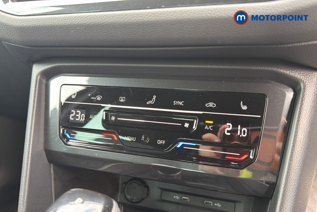 Volkswagen Tiguan R-Line Edition Automatic Petrol SUV - Stock Number (1674709) - 15th supplementary image