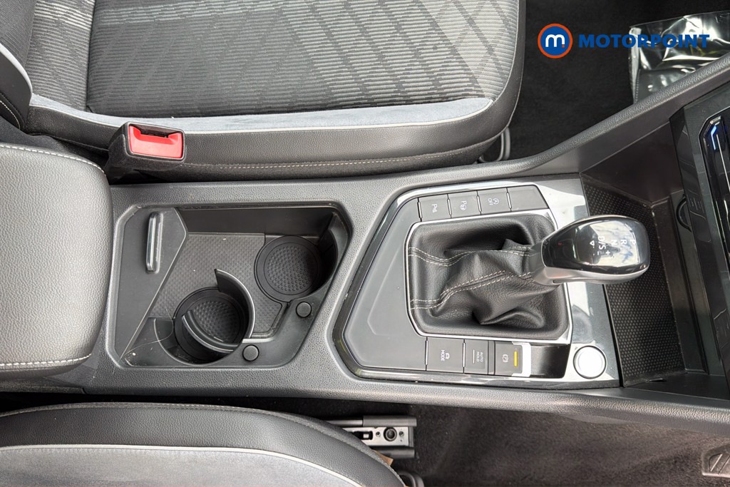 Volkswagen Tiguan R-Line Edition Automatic Petrol SUV - Stock Number (1674709) - 17th supplementary image