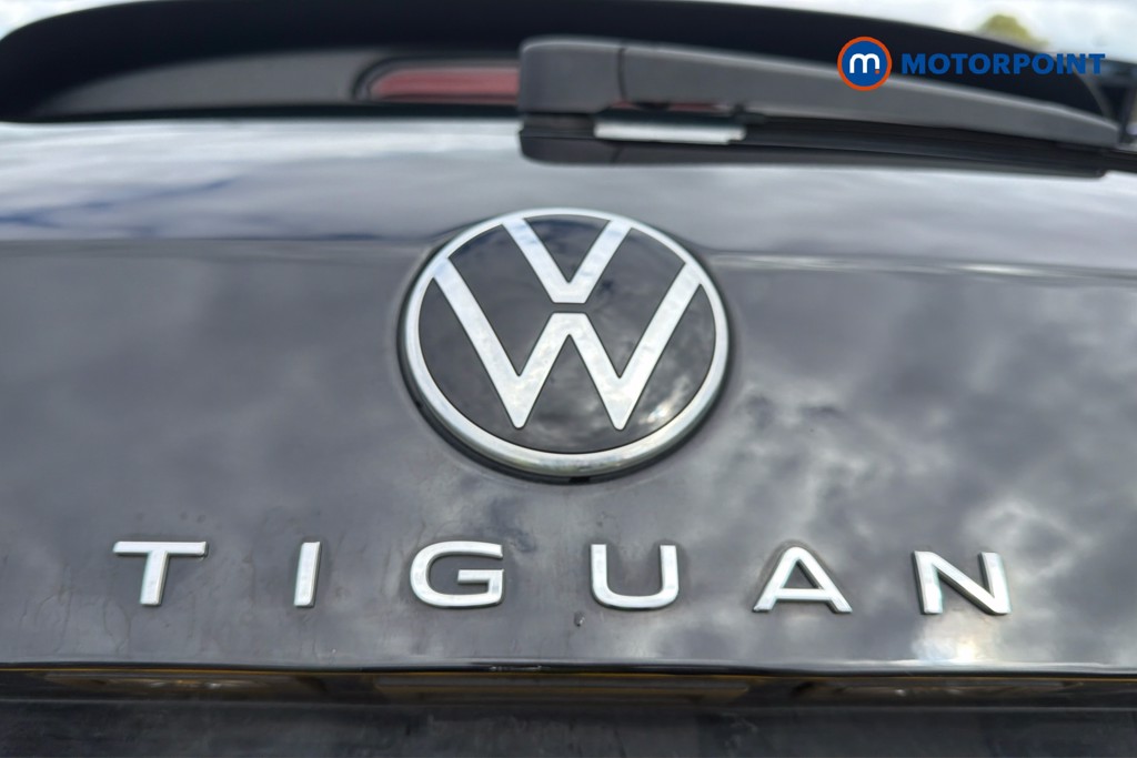 Volkswagen Tiguan R-Line Edition Automatic Petrol SUV - Stock Number (1674709) - 25th supplementary image