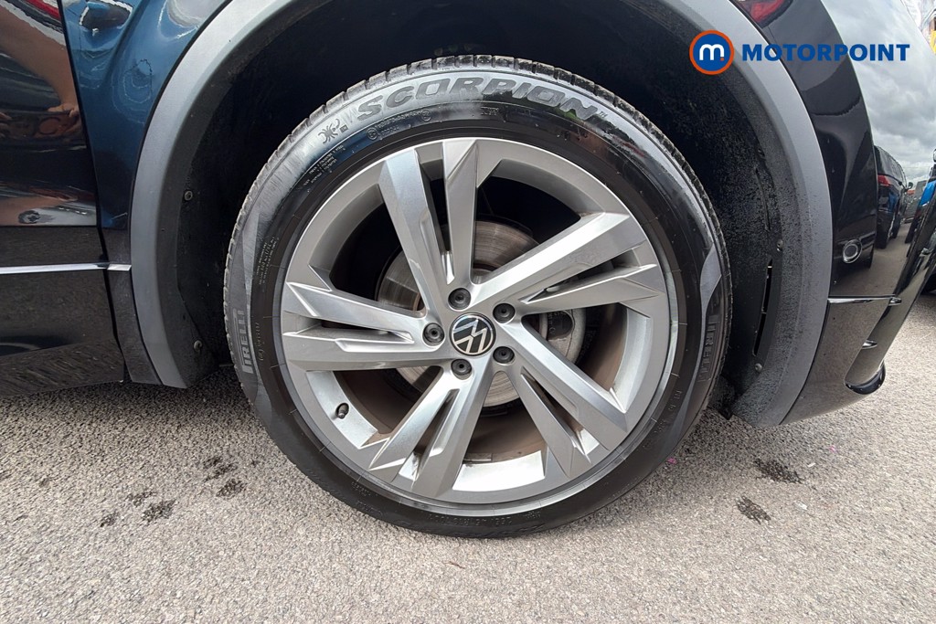 Volkswagen Tiguan R-Line Edition Automatic Petrol SUV - Stock Number (1674709) - 1st supplementary image