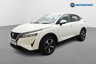 Nissan Qashqai N-Connecta Manual Petrol SUV - Stock Number (1675072) - Passenger side front corner