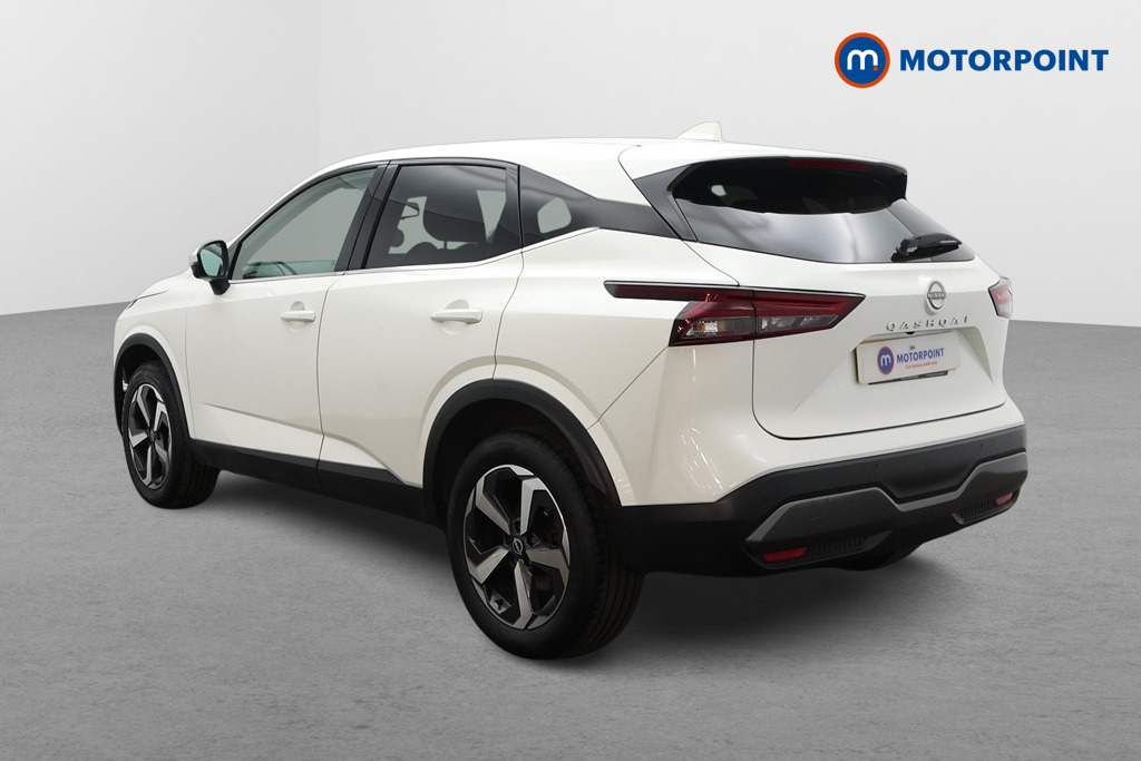 Nissan Qashqai N-Connecta Manual Petrol SUV - Stock Number (1675072) - Passenger side rear corner