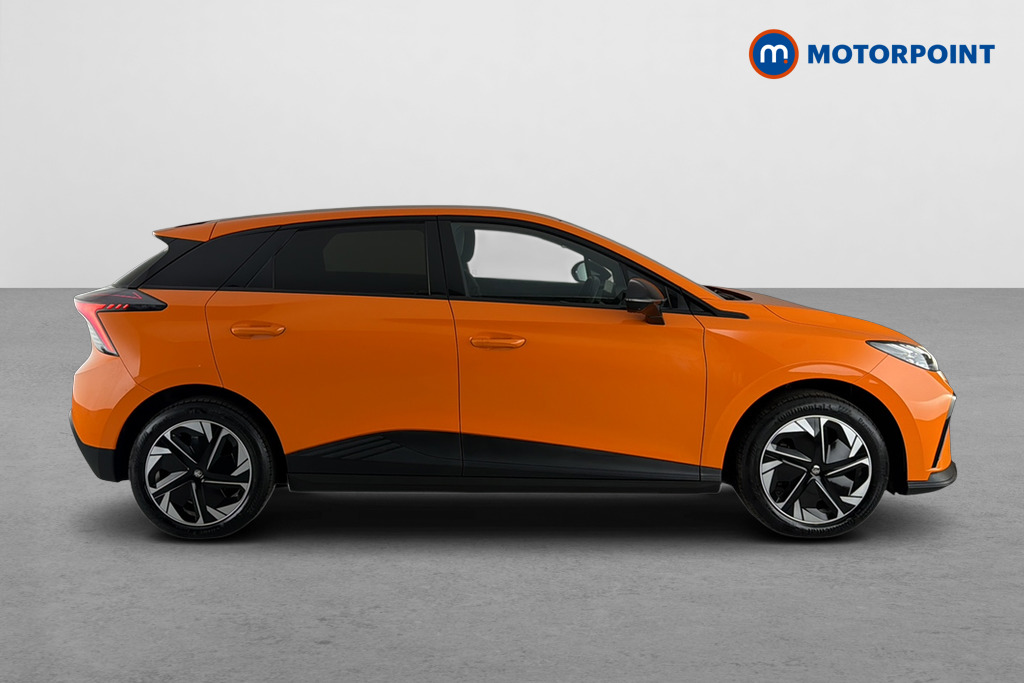 Mg Motor Uk MG4 Trophy Automatic Electric SUV - Stock Number (1675076) - Passenger side