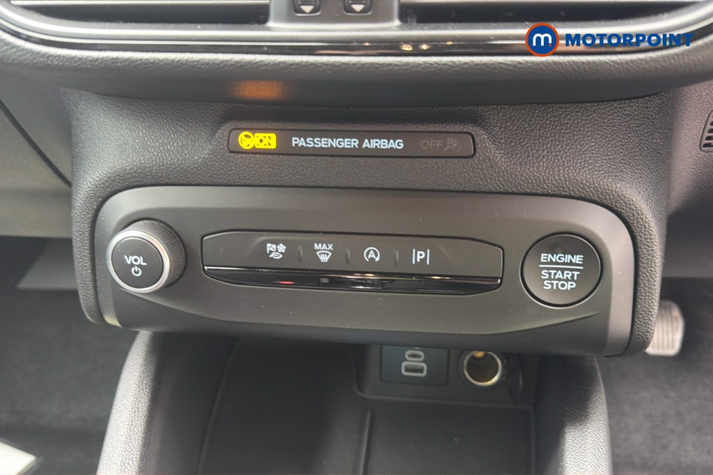 Ford Focus St-Line Edition Manual Petrol Hatchback - Stock Number (1675117) - 13th supplementary image
