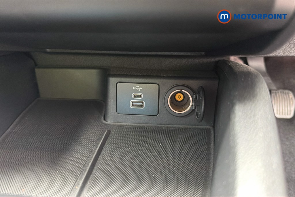 Ford Focus St-Line Edition Manual Petrol Hatchback - Stock Number (1675117) - 14th supplementary image