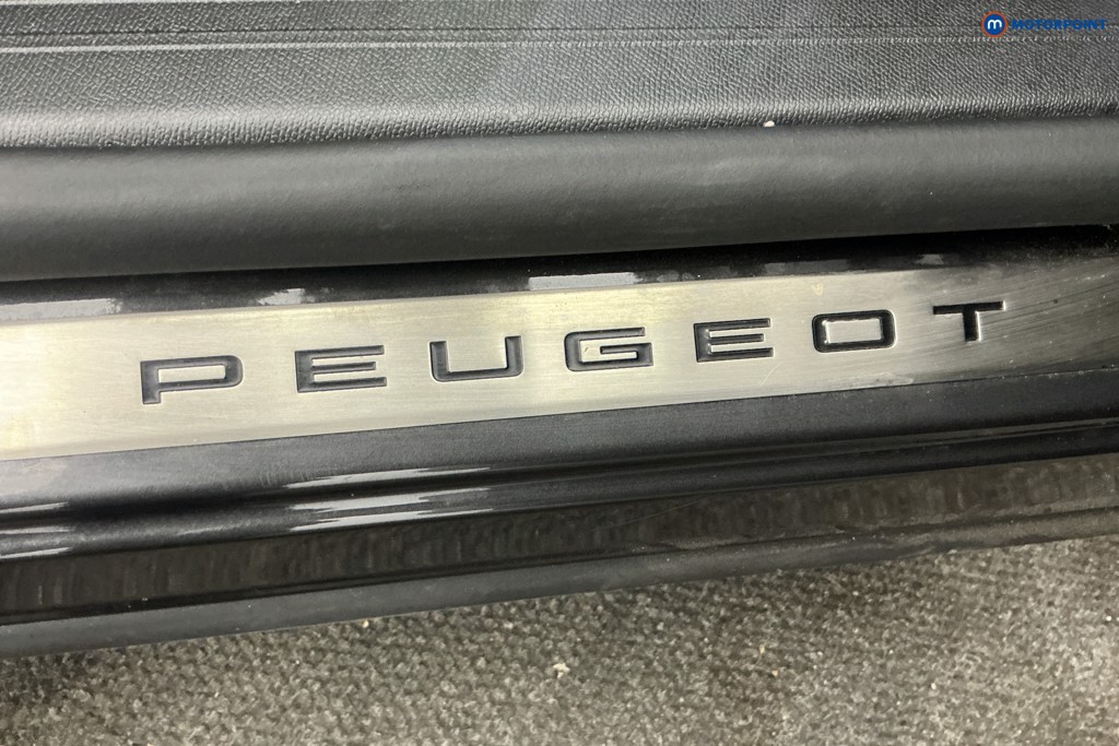 Peugeot 5008 GT Automatic Petrol SUV - Stock Number (1675592) - 25th supplementary image