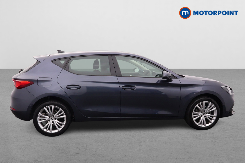 Seat Leon Se Dynamic Manual Petrol Hatchback - Stock Number (1675656) - Drivers side
