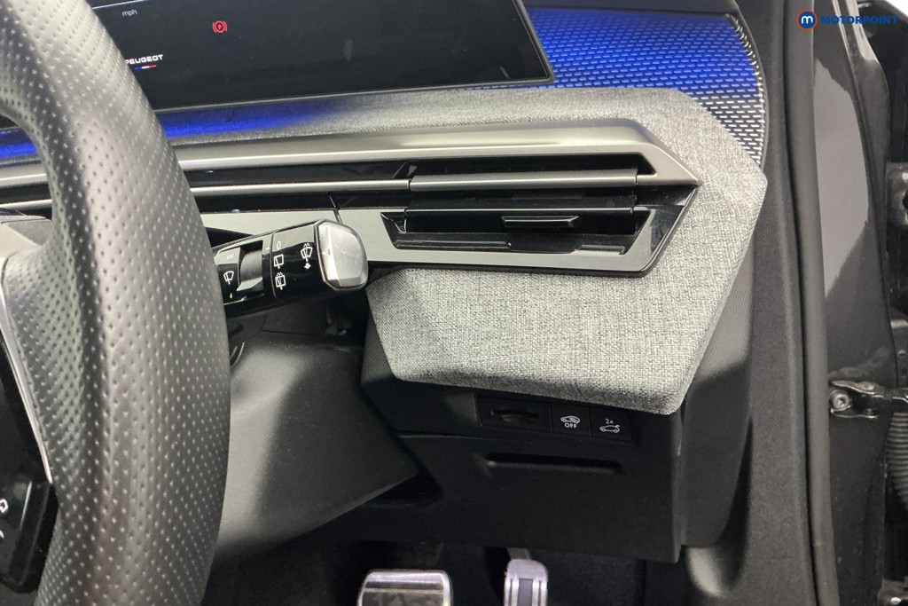 Peugeot 5008 GT Automatic Petrol SUV - Stock Number (1675686) - 22nd supplementary image