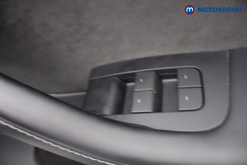 Tesla Model Y Rwd 5Dr Auto Automatic Electric SUV - Stock Number (1675795) - 9th supplementary image