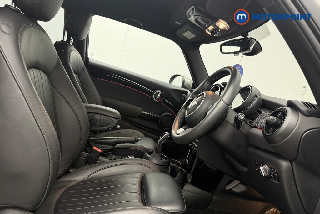 Mini Hatchback Cooper Exclusive Automatic Petrol Hatchback - Stock Number (1675888) - 6th supplementary image