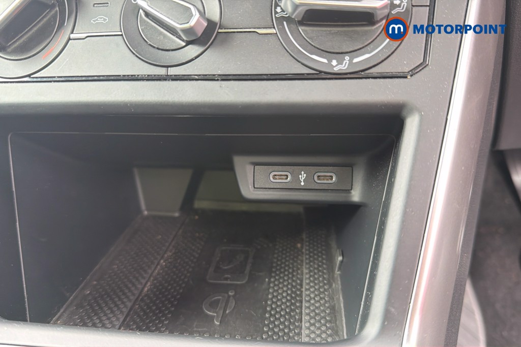 Volkswagen Taigo Life Manual Petrol SUV - Stock Number (1676115) - 13th supplementary image