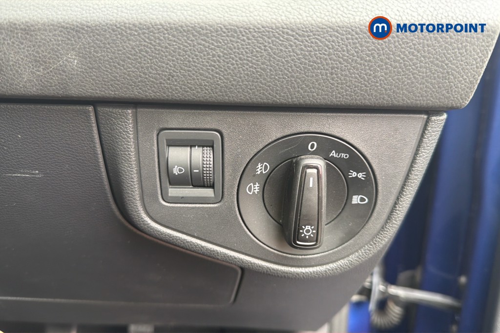 Volkswagen Taigo Life Manual Petrol SUV - Stock Number (1676115) - 16th supplementary image
