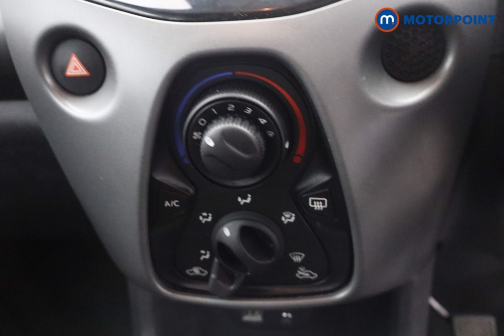 Toyota Aygo X-Play Manual Petrol Hatchback - Stock Number (1676128) - 15th supplementary image