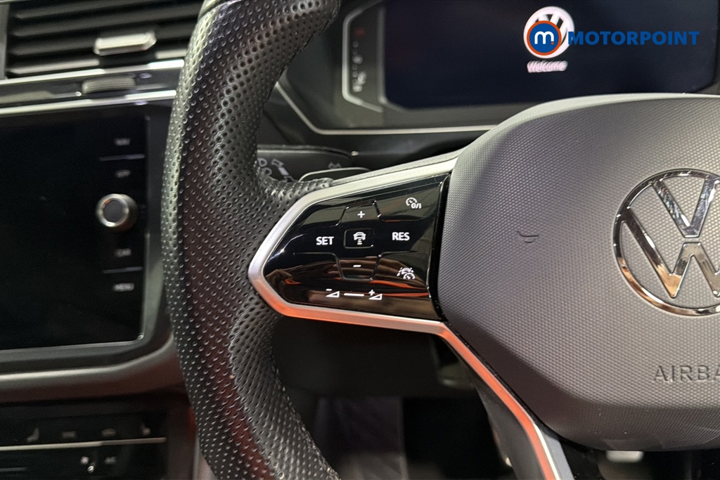 Volkswagen Tiguan R-Line Automatic Petrol SUV - Stock Number (1676309) - 3rd supplementary image