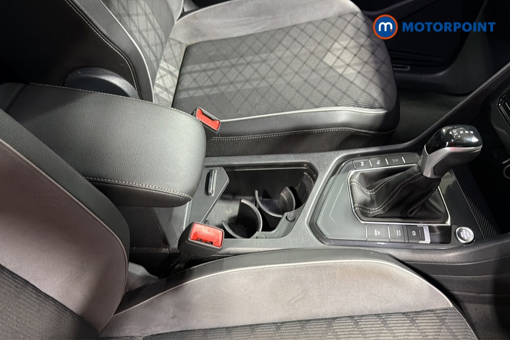 Volkswagen Tiguan R-Line Automatic Petrol SUV - Stock Number (1676309) - 15th supplementary image
