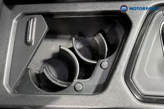Volkswagen Tiguan R-Line Automatic Petrol SUV - Stock Number (1676309) - 16th supplementary image