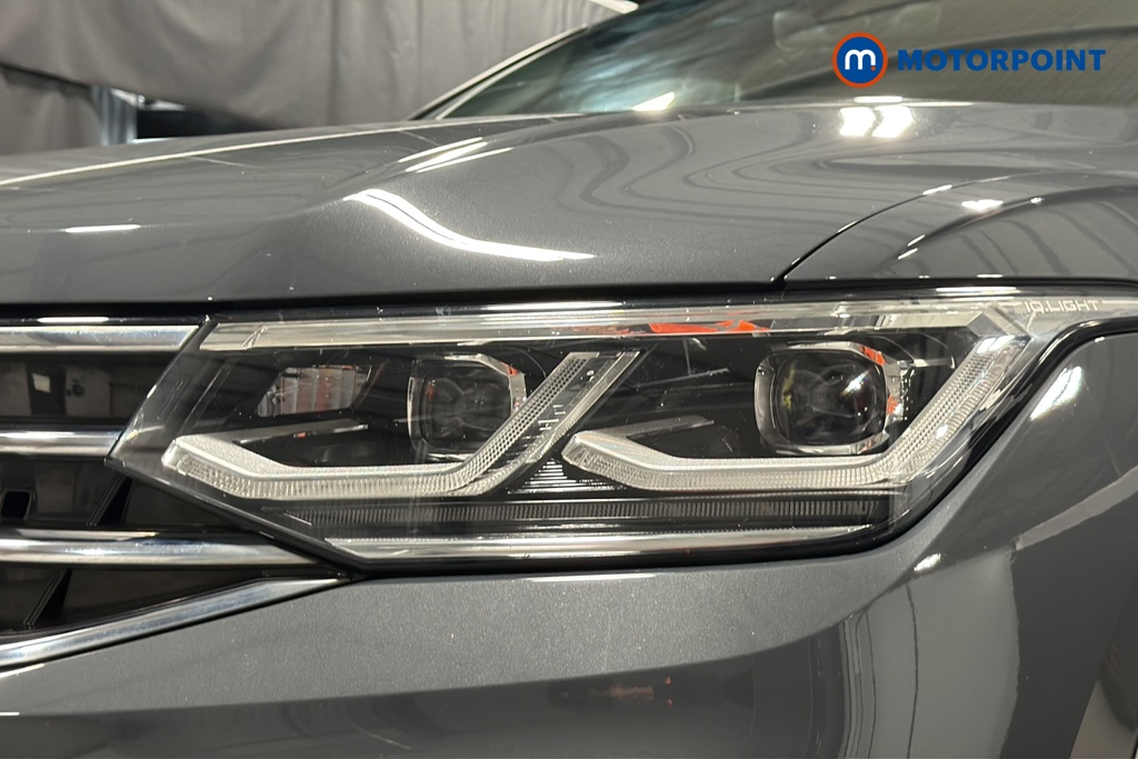 Volkswagen Tiguan R-Line Automatic Petrol SUV - Stock Number (1676309) - 42nd supplementary image