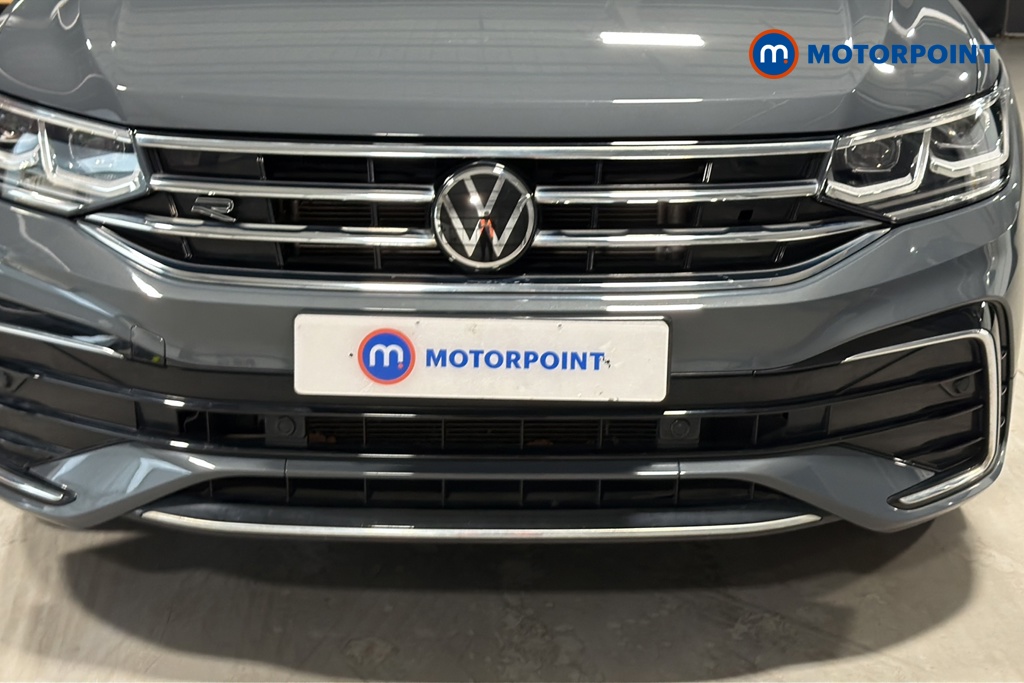 Volkswagen Tiguan R-Line Automatic Petrol SUV - Stock Number (1676309) - 43rd supplementary image