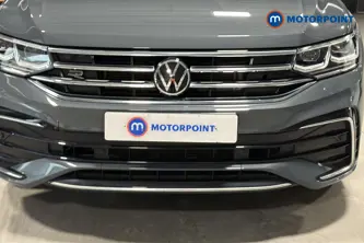 Volkswagen Tiguan R-Line Automatic Petrol SUV - Stock Number (1676309) - 43rd supplementary image