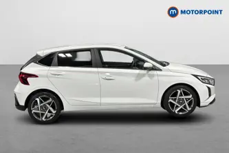 Hyundai I20 Tech Line Automatic Petrol Hatchback - Stock Number (1676378) - Passenger side