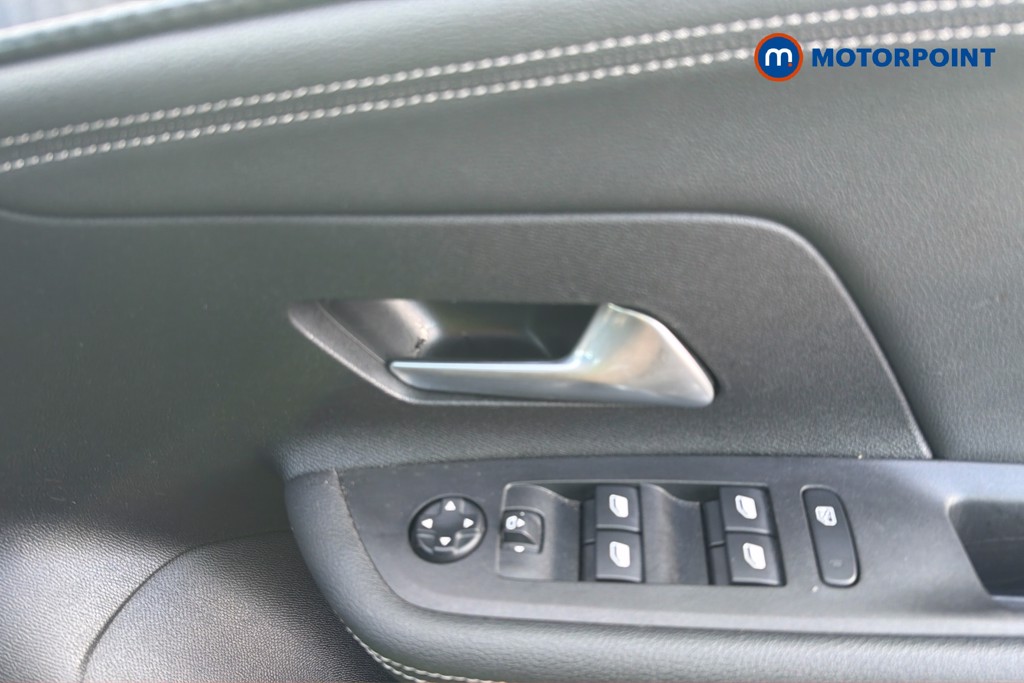 Vauxhall Mokka Ultimate Automatic Electric SUV - Stock Number (1676417) - 2nd supplementary image