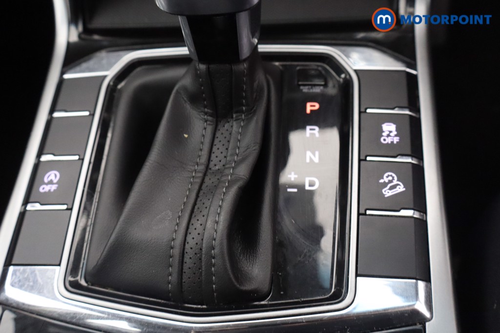 Ssangyong Korando Ventura Automatic Petrol SUV - Stock Number (1676420) - 15th supplementary image