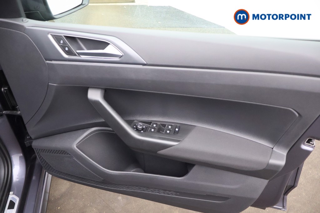 Volkswagen Polo R-Line Automatic Petrol Hatchback - Stock Number (1676563) - 12th supplementary image
