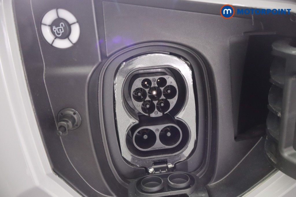 Ford Transit Custom Limited Automatic Electric Panel Van - Stock Number (1676617) - 17th supplementary image
