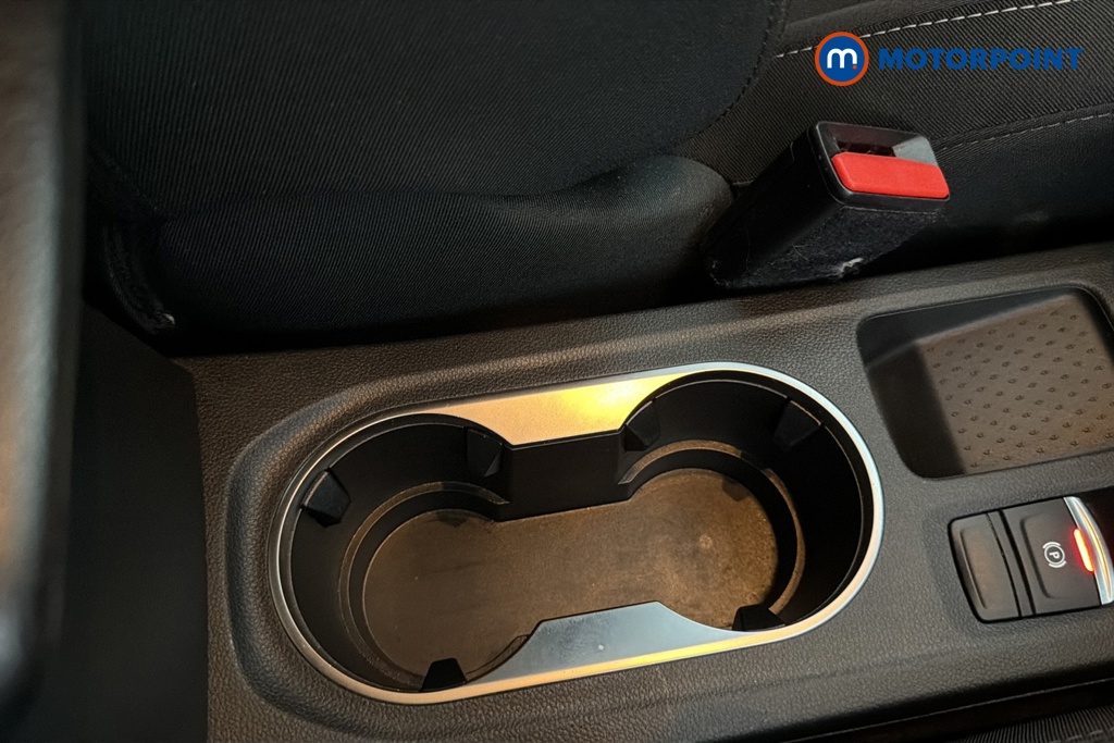 Renault Captur Iconic Manual Petrol SUV - Stock Number (1676631) - 16th supplementary image