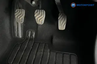 Renault Captur Iconic Manual Petrol SUV - Stock Number (1676631) - 24th supplementary image