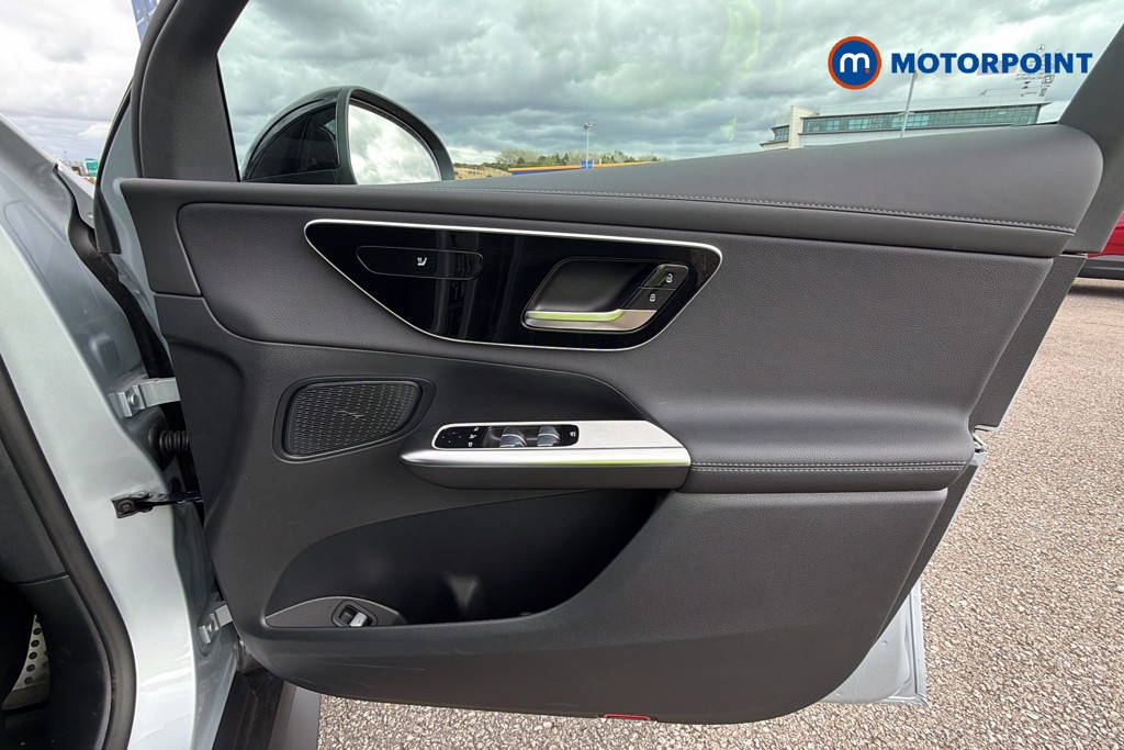 Mercedes-Benz GLC Urban Edition Automatic Diesel Plug-In Hybrid SUV - Stock Number (1676677) - 19th supplementary image