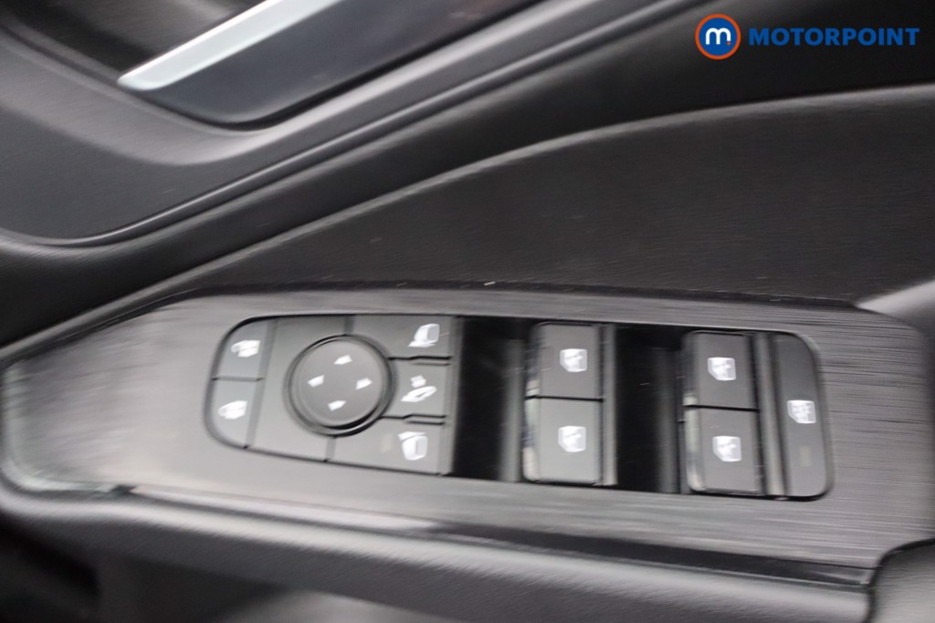 Nissan Qashqai Acenta Premium Automatic Petrol SUV - Stock Number (1676902) - 10th supplementary image