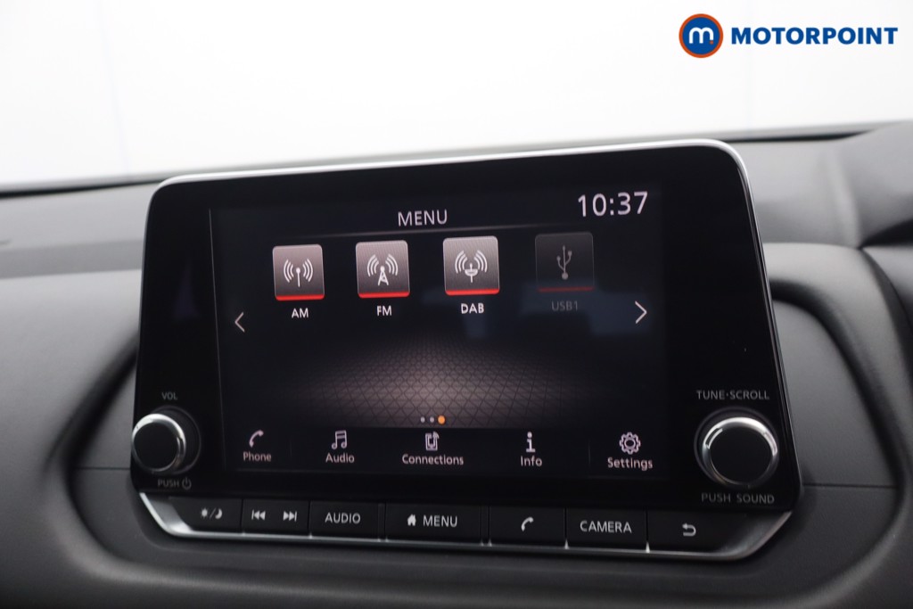 Nissan Qashqai Acenta Premium Automatic Petrol SUV - Stock Number (1676902) - 19th supplementary image