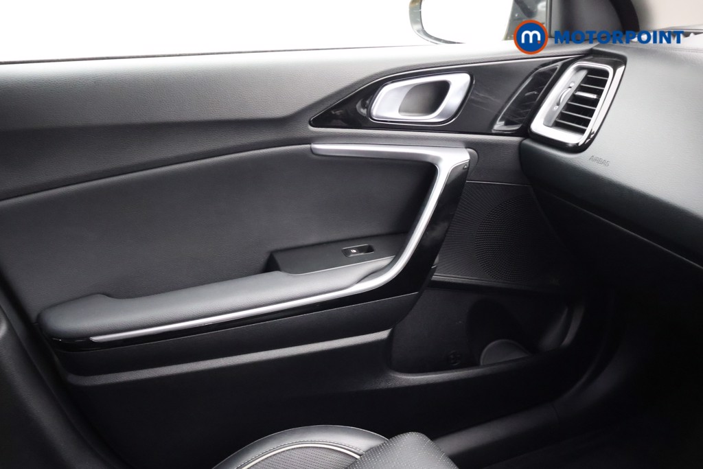 KIA Xceed 4 Manual Petrol Hatchback - Stock Number (1676954) - 11th supplementary image