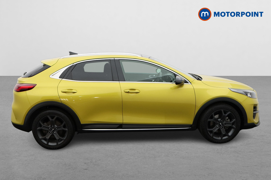 KIA Xceed 4 Manual Petrol Hatchback - Stock Number (1676954) - Drivers side
