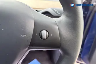 Tesla Model Y Long Range Automatic Electric SUV - Stock Number (1677000) - 3rd supplementary image