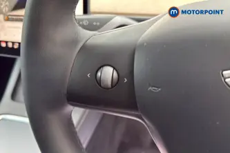 Tesla Model Y Long Range Automatic Electric SUV - Stock Number (1677000) - 4th supplementary image