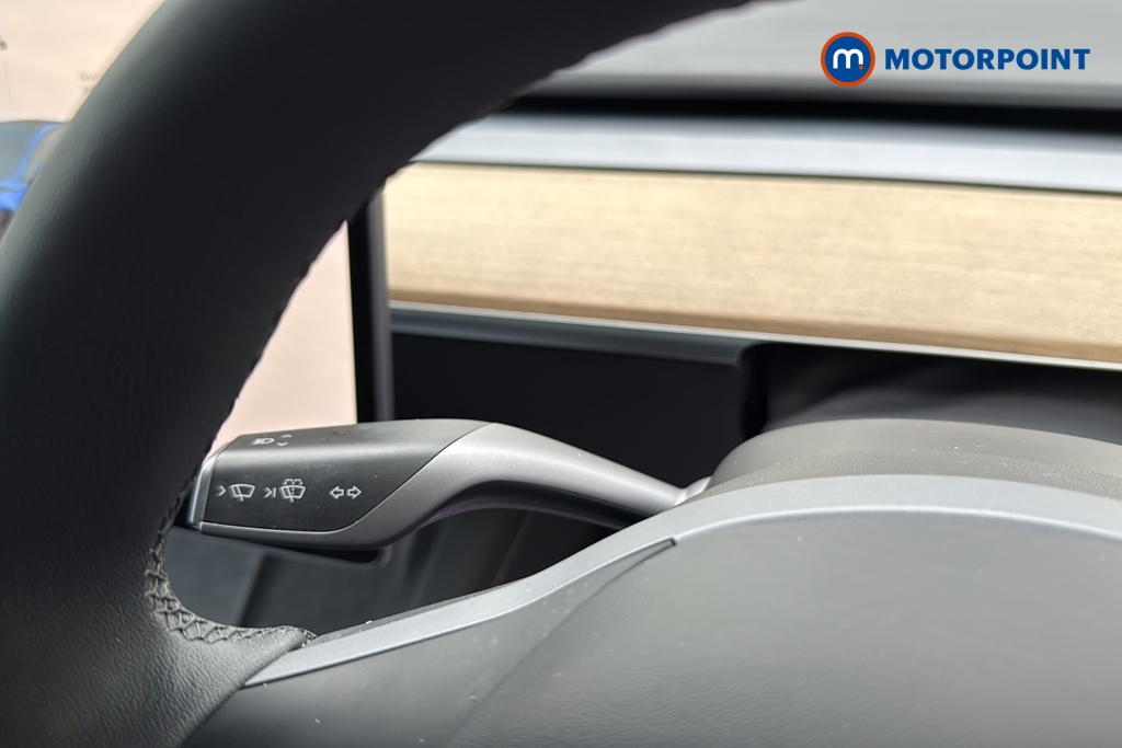 Tesla Model Y Long Range Automatic Electric SUV - Stock Number (1677000) - 5th supplementary image