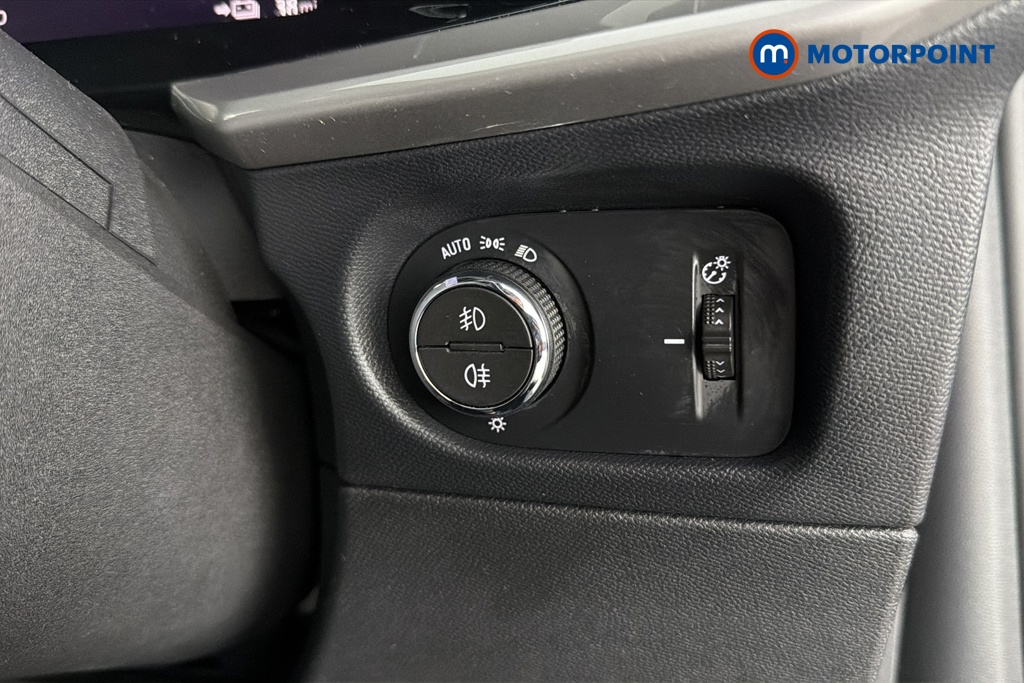 Vauxhall Mokka Ultimate Automatic Electric SUV - Stock Number (1677135) - 11th supplementary image