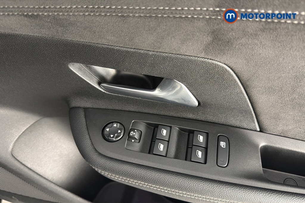 Vauxhall Mokka Ultimate Automatic Electric SUV - Stock Number (1677135) - 19th supplementary image