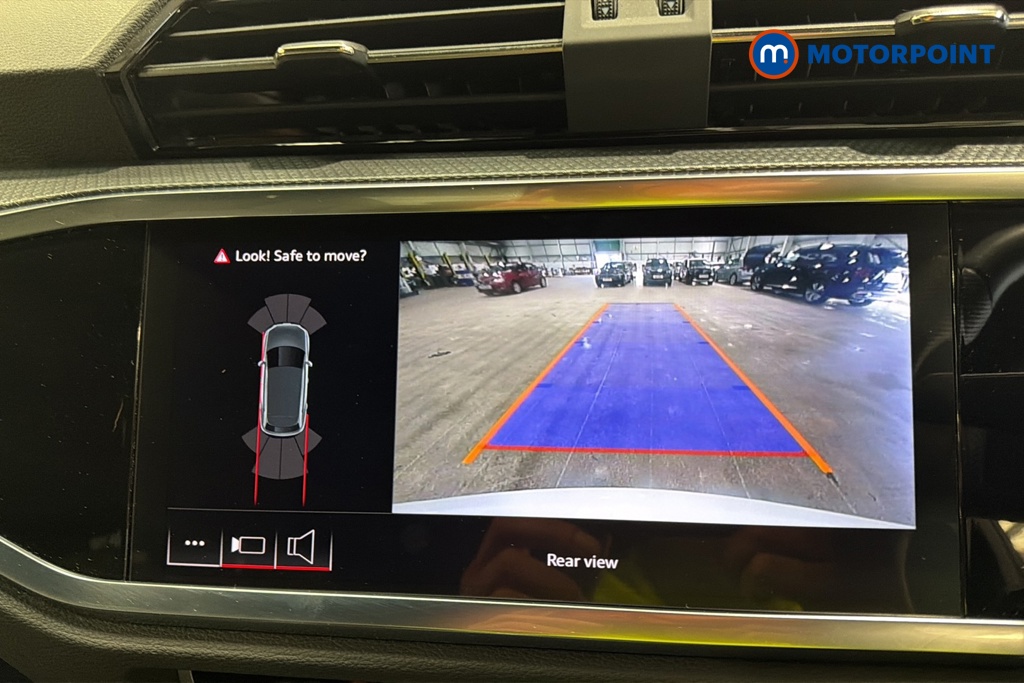 Audi Q3 Black Edition Automatic Petrol SUV - Stock Number (1677158) - 13th supplementary image