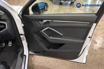 Audi Q3 Black Edition Automatic Petrol SUV - Stock Number (1677158) - 18th supplementary image