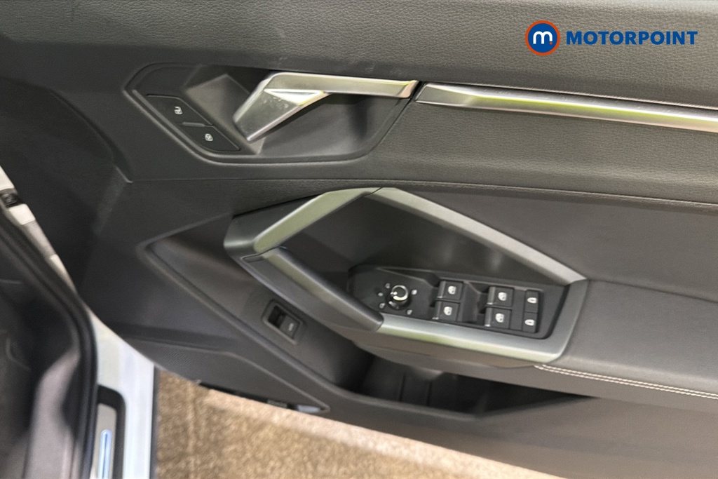 Audi Q3 Black Edition Automatic Petrol SUV - Stock Number (1677158) - 19th supplementary image
