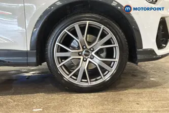 Audi Q3 Black Edition Automatic Petrol SUV - Stock Number (1677158) - 47th supplementary image
